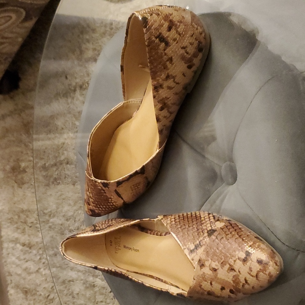 Time and Tru Snakeskin D'orsay Flats